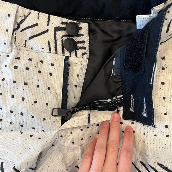 Snow/snowboard/ski pants - Picture 4 of 8